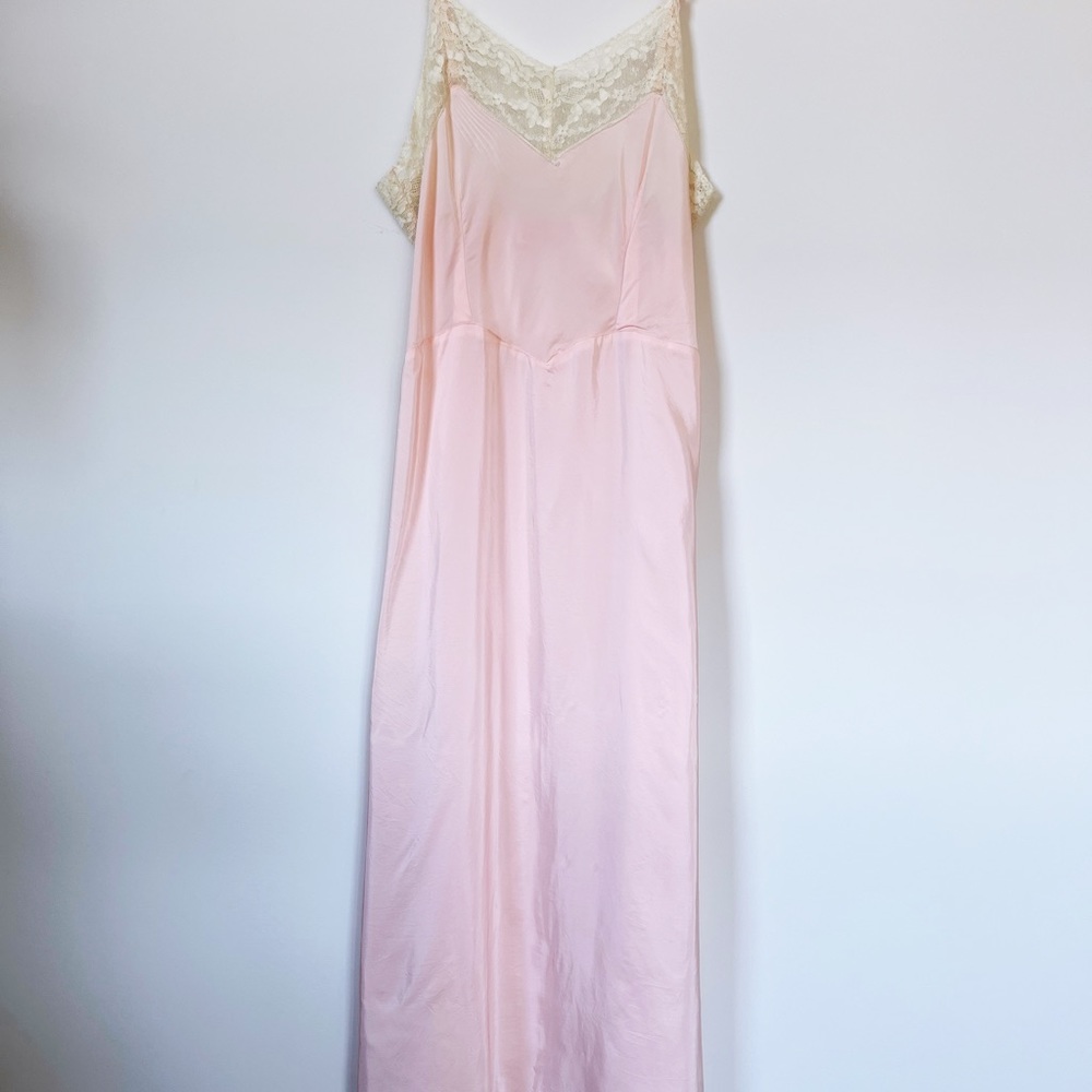 Vintage 1940s Cherry Blossom Lingerie Pink Nightgown - XS